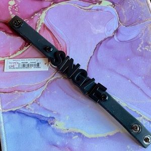 BCBG Generation SINGLE Bracelet
